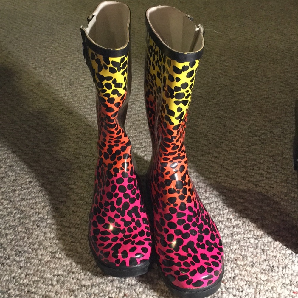 Leopard print rain boots